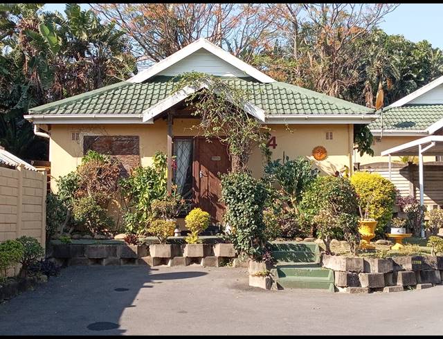 2 BEDROOM SIMPLEX FOR SALE IN SEA VIEW